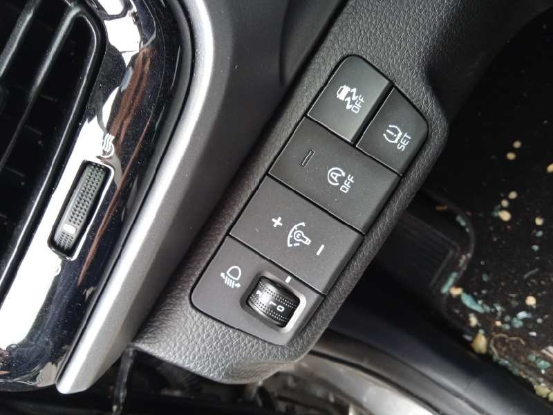 kia stonic (ybcuv) del año 2023