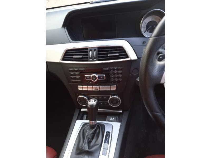 mercedes-benz clase c (w204) coupe del año 2012