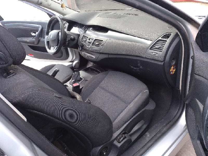 renault laguna iii del año 2008