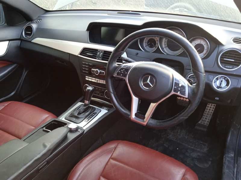 mercedes-benz clase c (w204) coupe del año 2012