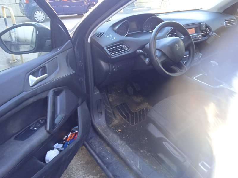 peugeot 308 del año 2015