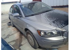 volvo s40 berlina del año 2007