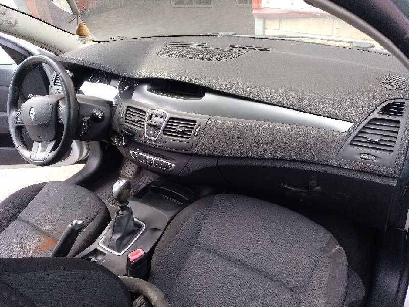 renault laguna iii del año 2008