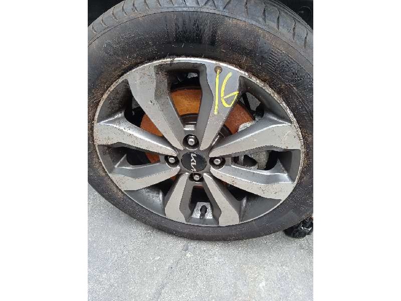 kia stonic (ybcuv) del año 2023