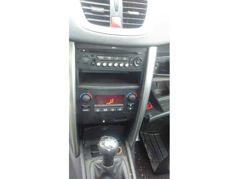 peugeot 207 del año 2008