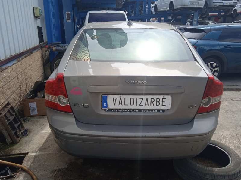 volvo s40 berlina del año 2007