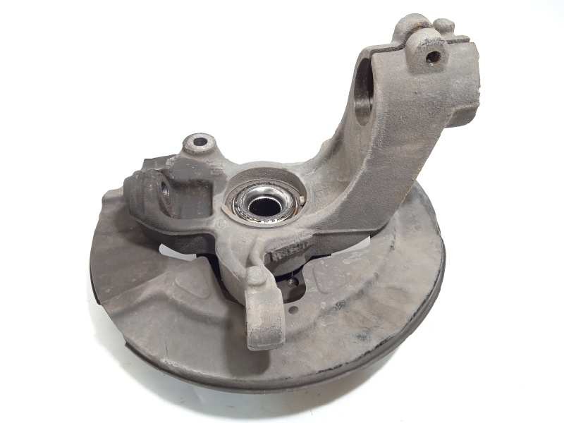Recambio de mangueta delantera derecha para volvo v60 kombi 2.0 diesel cat referencia OEM IAM 31201286  