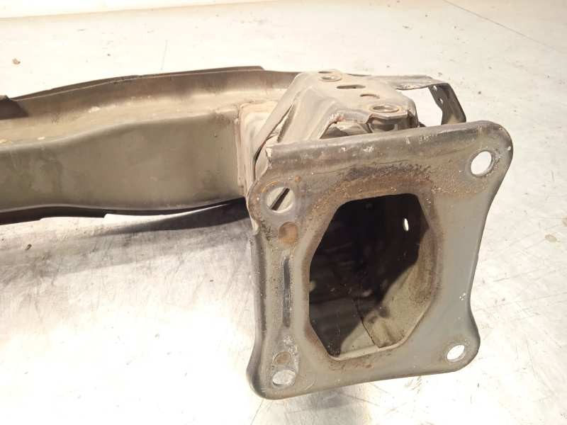 Recambio de refuerzo paragolpes delantero para ford c-max trend referencia OEM IAM 1860770  2439074