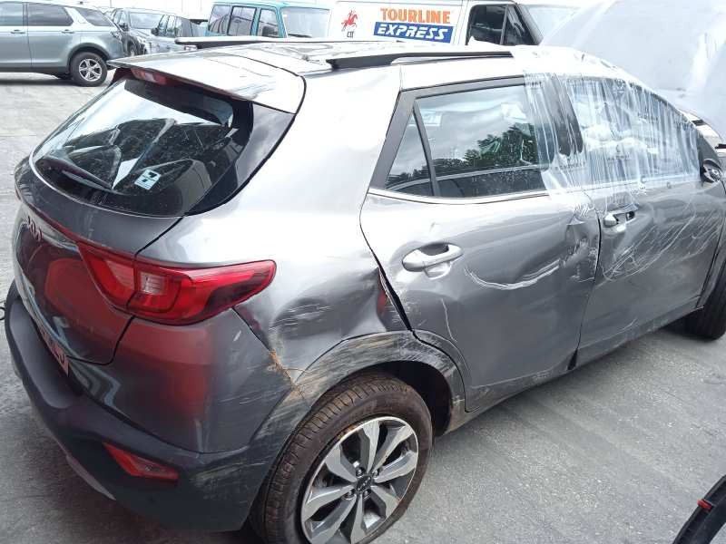 kia stonic (ybcuv) del año 2023