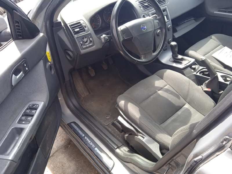 volvo s40 berlina del año 2007