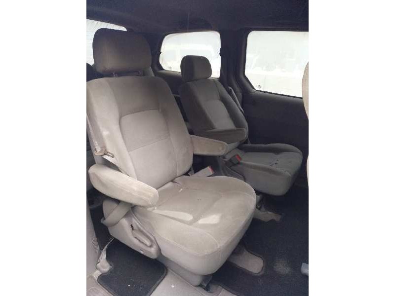 kia carnival ii del año 2006