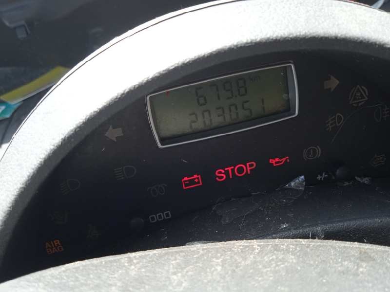 peugeot 807 del año 2005