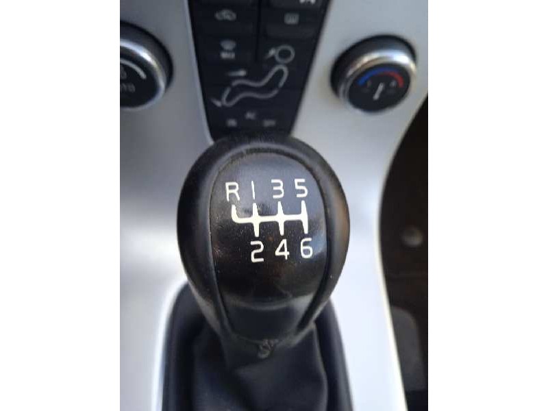 volvo c30 del año 2012