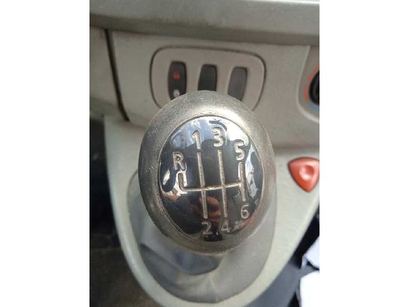 opel vivaro del año 2006