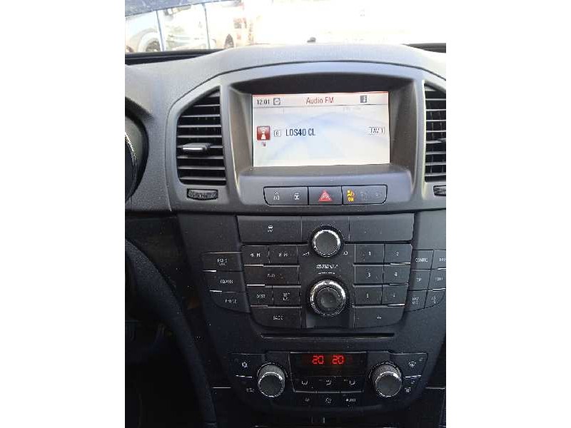 opel insignia berlina del año 2009