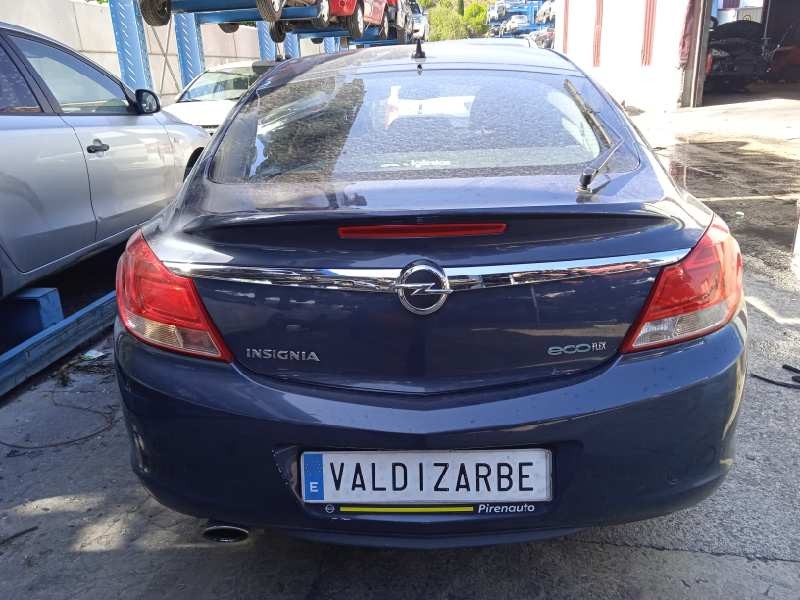 opel insignia berlina del año 2009