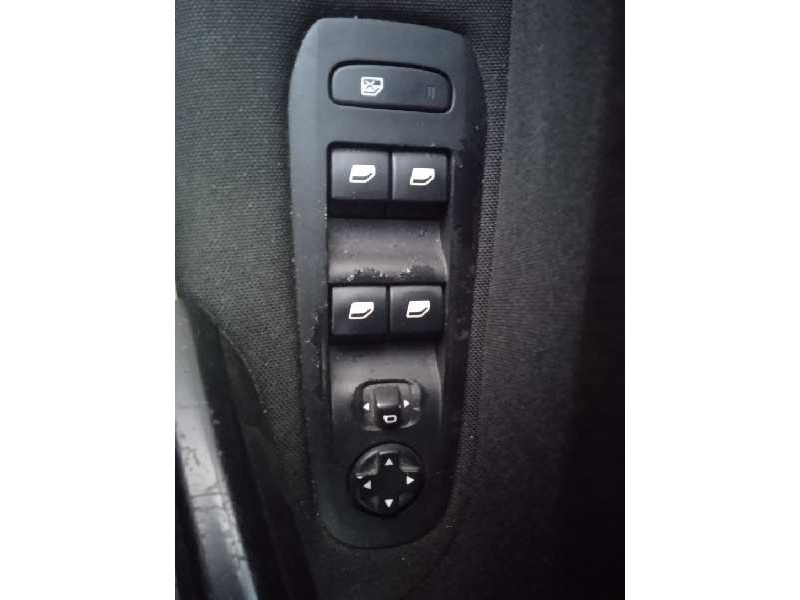 peugeot 308 sw del año 2015