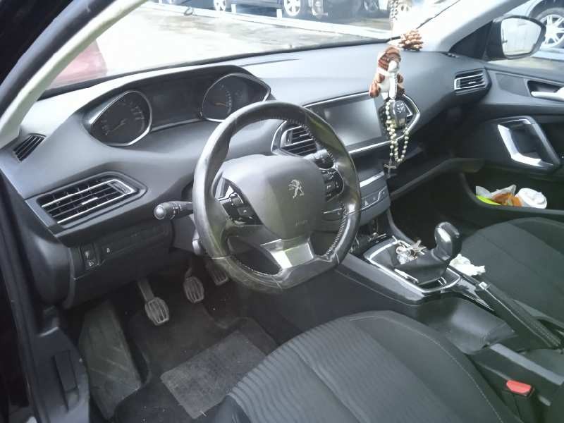 peugeot 308 sw del año 2015