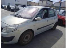 renault scenic ii del año 2004