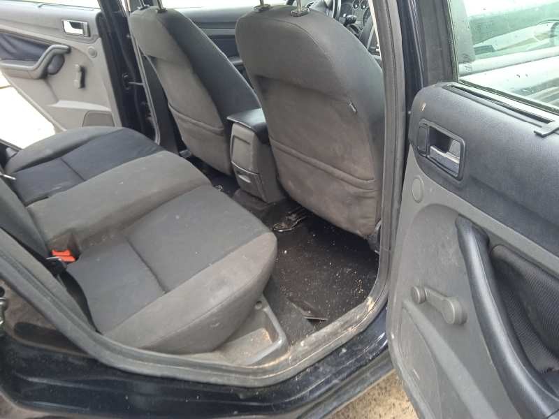 ford focus berlina (cap) del año 2005