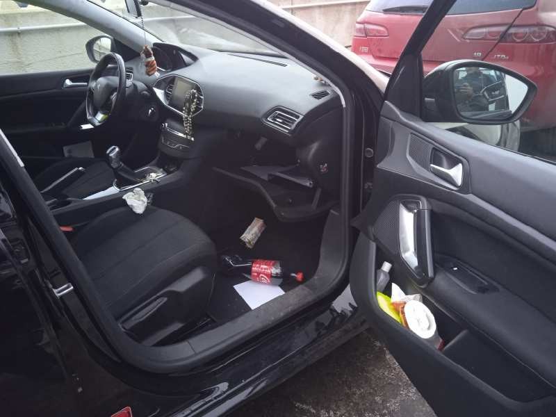 peugeot 308 sw del año 2015