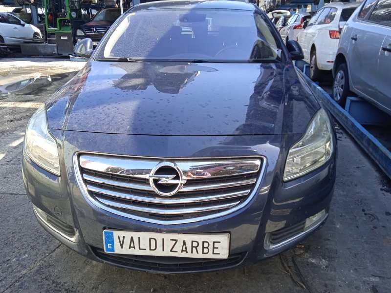 opel insignia berlina del año 2009