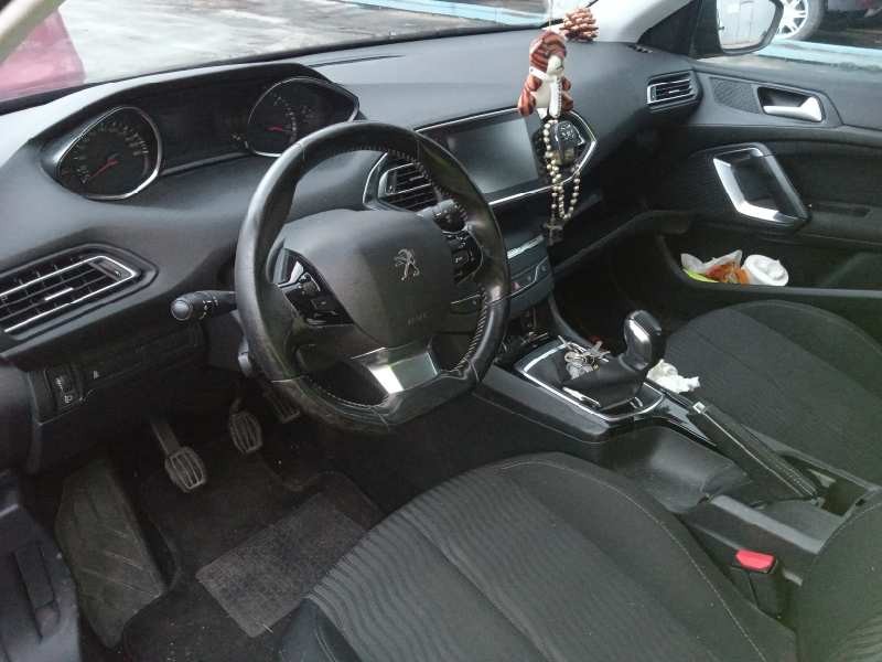 peugeot 308 sw del año 2015