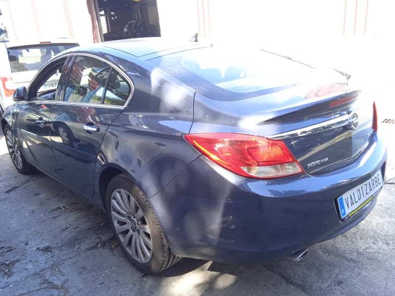 opel insignia berlina del año 2009