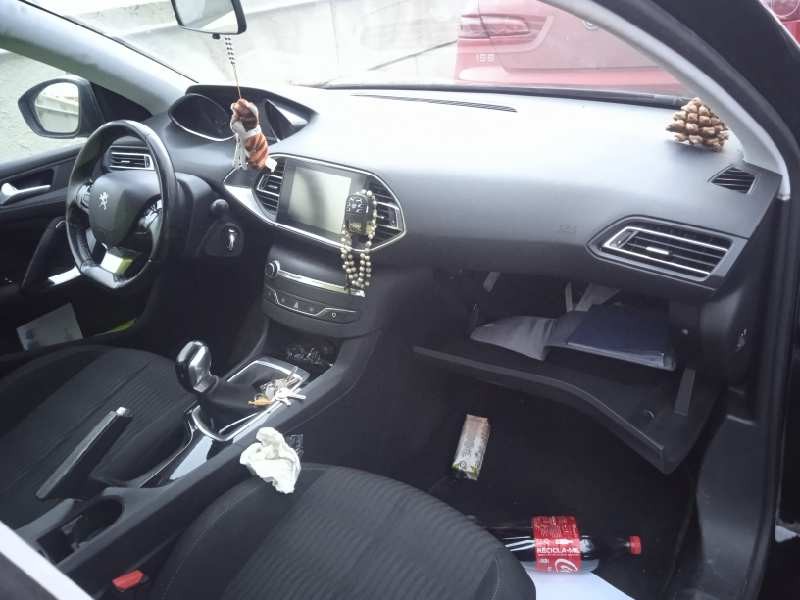 peugeot 308 sw del año 2015