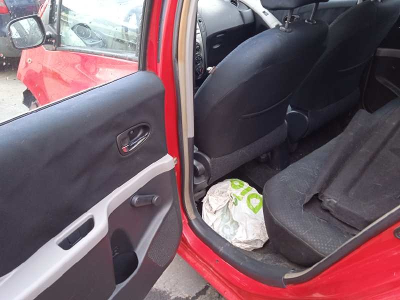 toyota yaris del año 2010