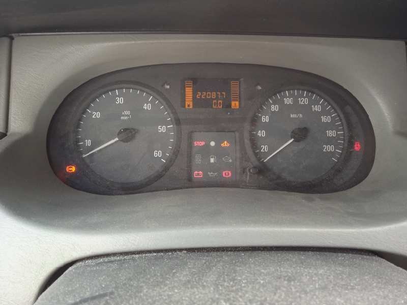 opel vivaro del año 2006