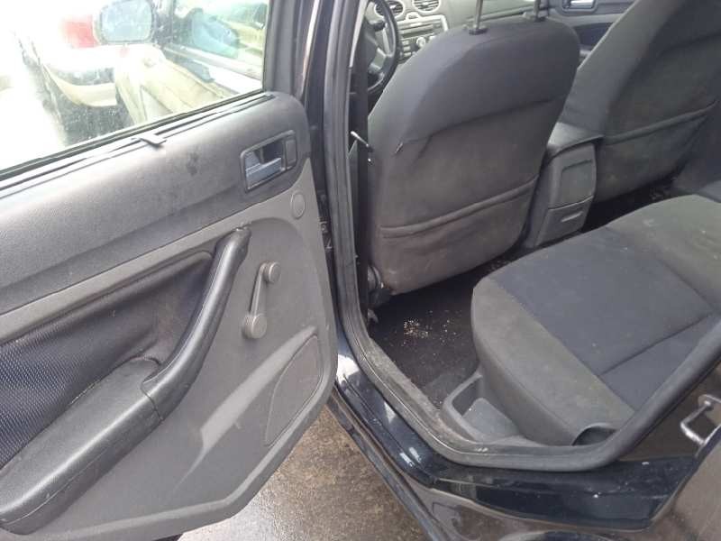 ford focus berlina (cap) del año 2005