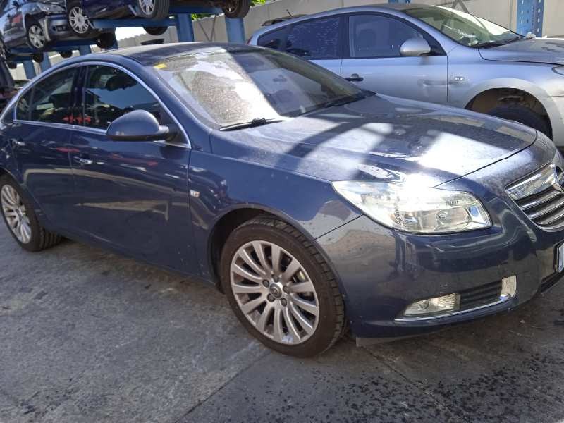 opel insignia berlina del año 2009