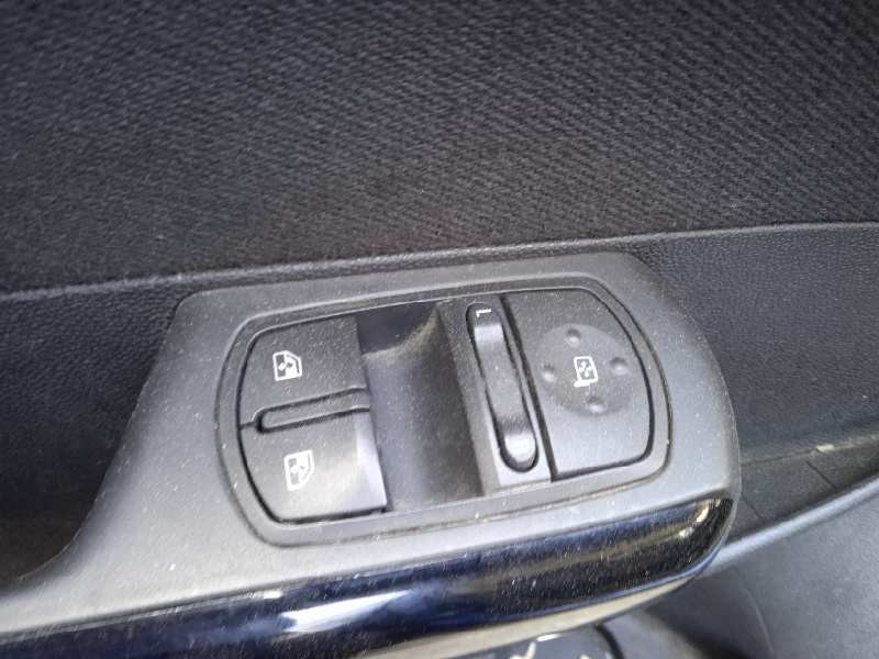 opel corsa d del año 2006