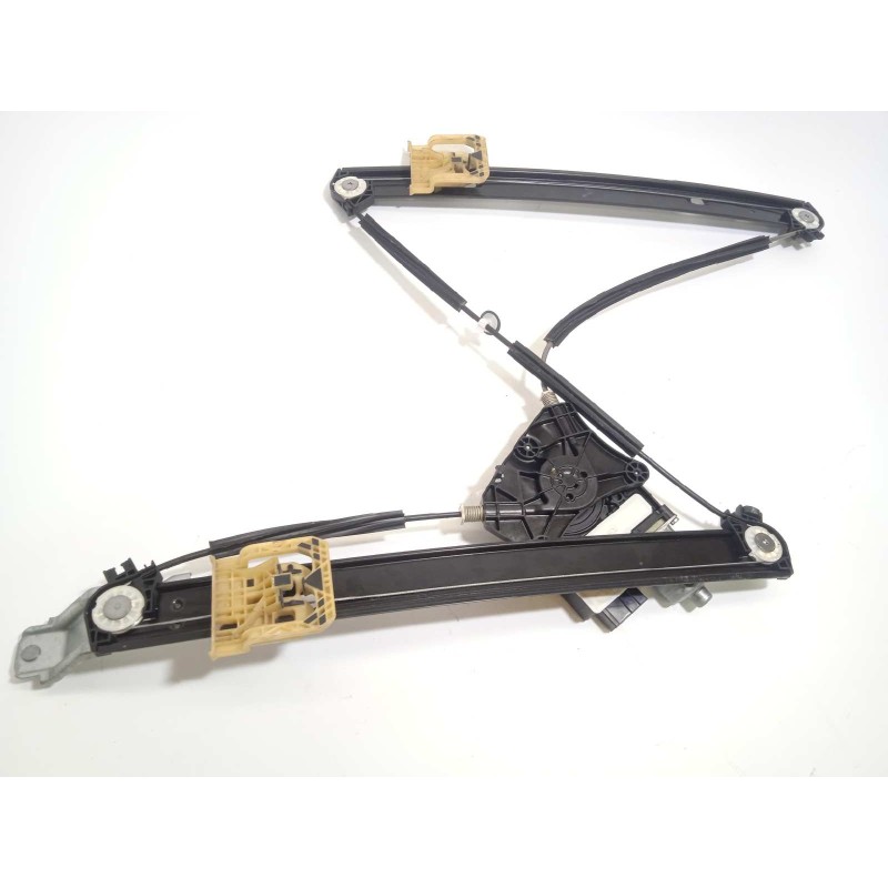 Recambio de elevalunas delantero derecho para volkswagen t-cross 1.0 tsi referencia OEM IAM 2GM837462C  2Q2959406E