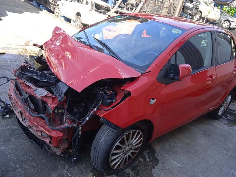 toyota yaris del año 2009