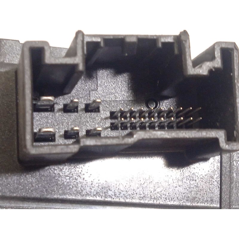 Recambio de elevalunas delantero derecho para volkswagen t-cross 1.0 tsi referencia OEM IAM 2GM837462C  2Q2959406E