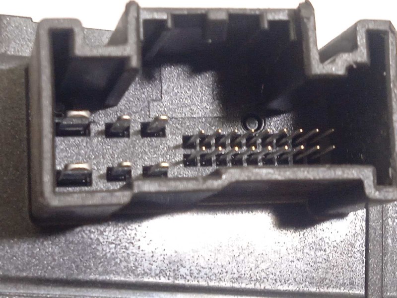 Recambio de elevalunas delantero derecho para volkswagen t-cross 1.0 tsi referencia OEM IAM 2GM837462C  2Q2959406E