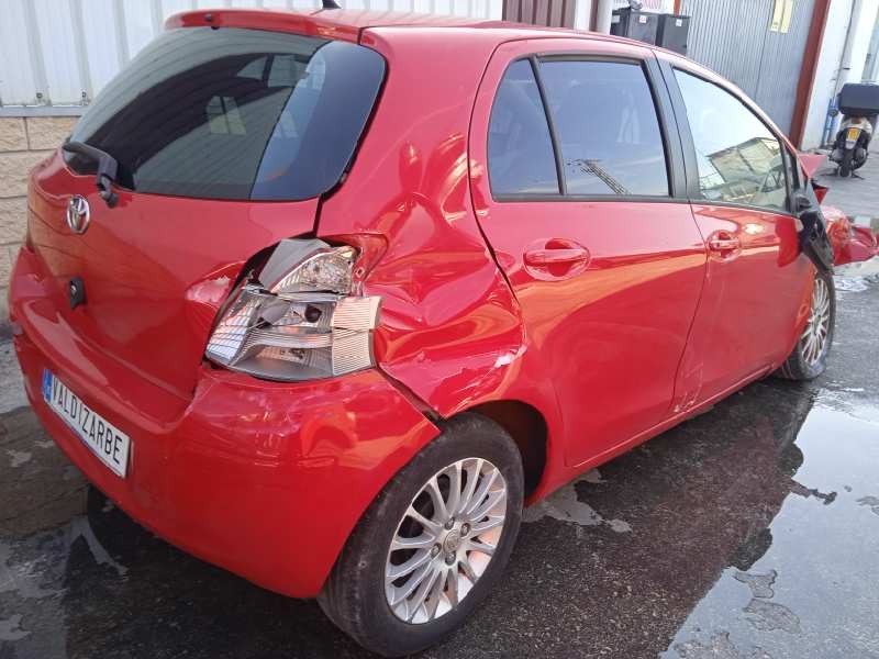 toyota yaris del año 2009