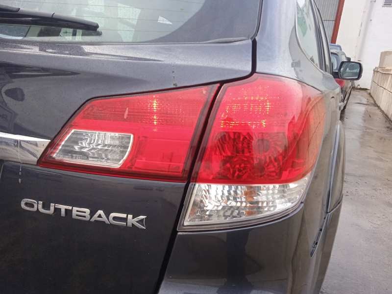 subaru legacy kombi/outback b14 del año 2010