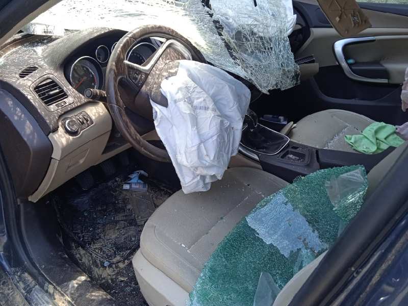 opel insignia berlina del año 2011