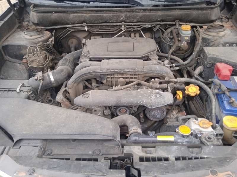subaru legacy kombi/outback b14 del año 2010