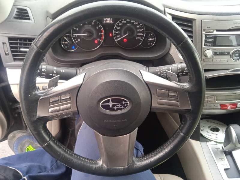 subaru legacy kombi/outback b14 del año 2010