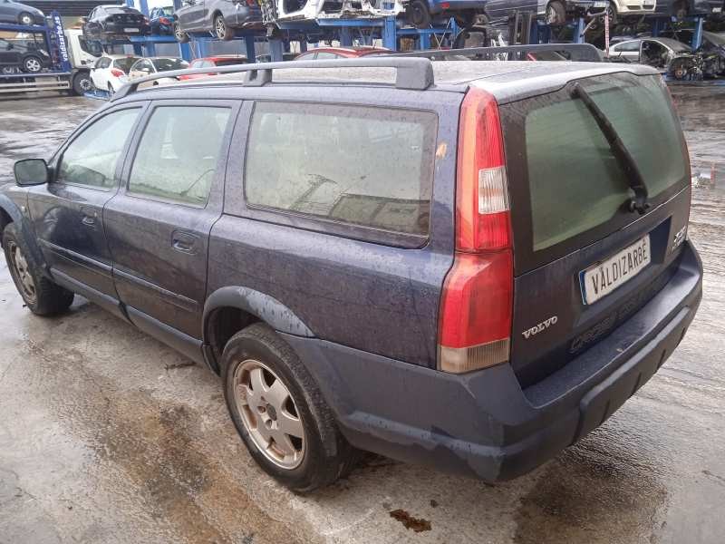 volvo v70 familiar del año 2004