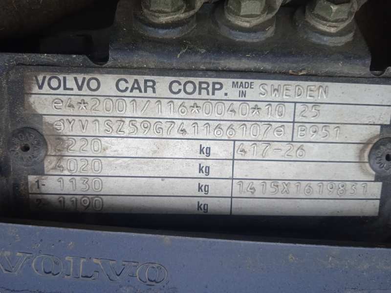 volvo v70 familiar del año 2004