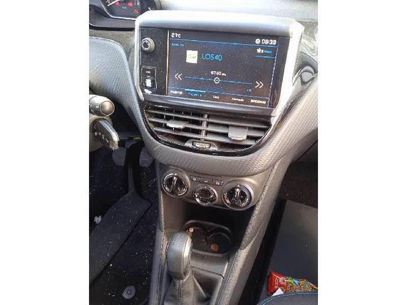 peugeot 208 del año 2018