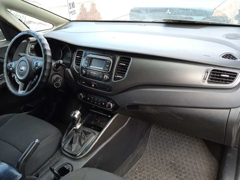 kia carens ( ) del año 2014