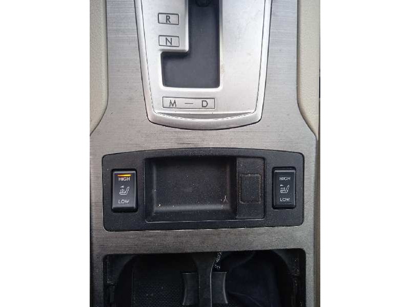 subaru legacy kombi/outback b14 del año 2010