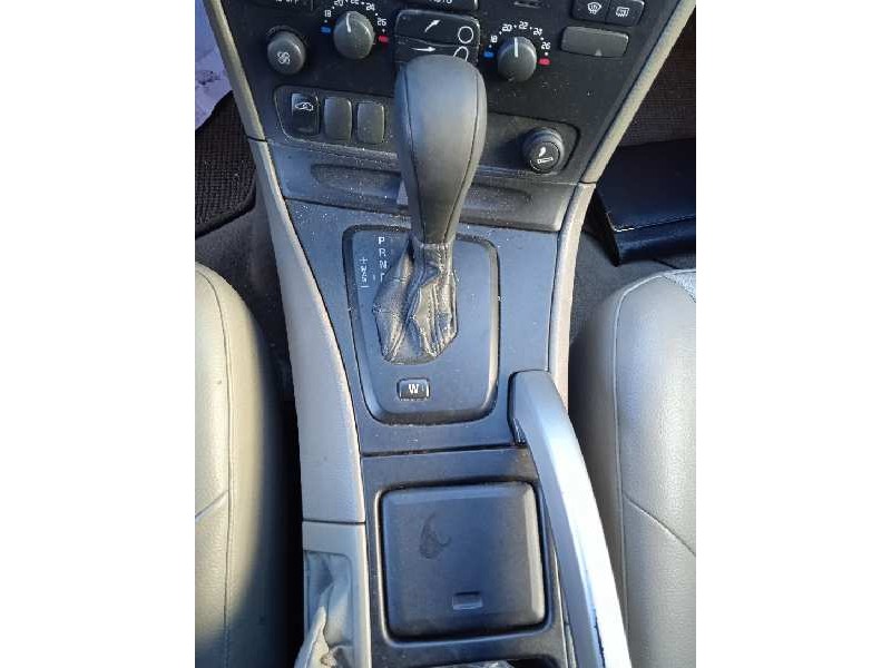 volvo v70 familiar del año 2003