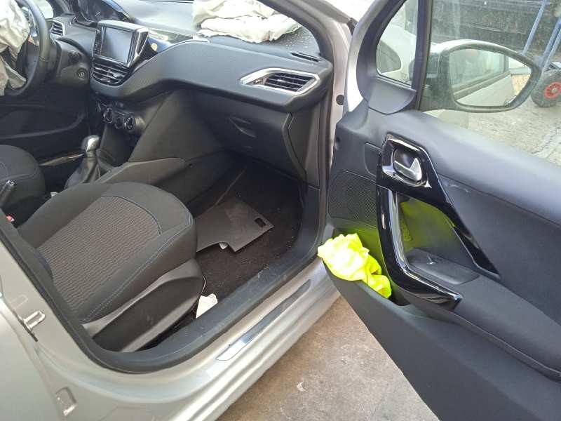 peugeot 208 del año 2018